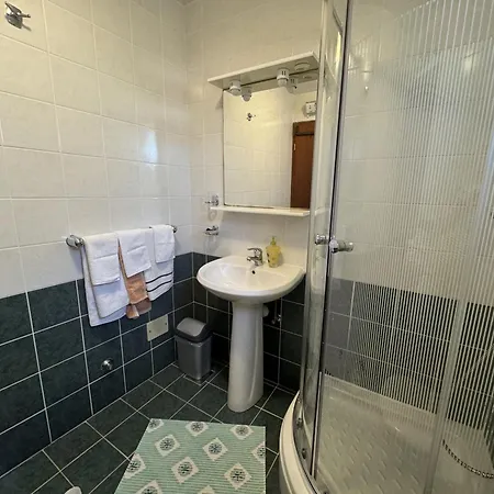 1-bedroom With Loggia In Island Krk プナト