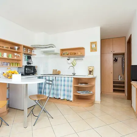 1-bedroom With Loggia In Island Krk アパート プナト