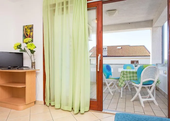 1-bedroom With Loggia In Island Krk Punat